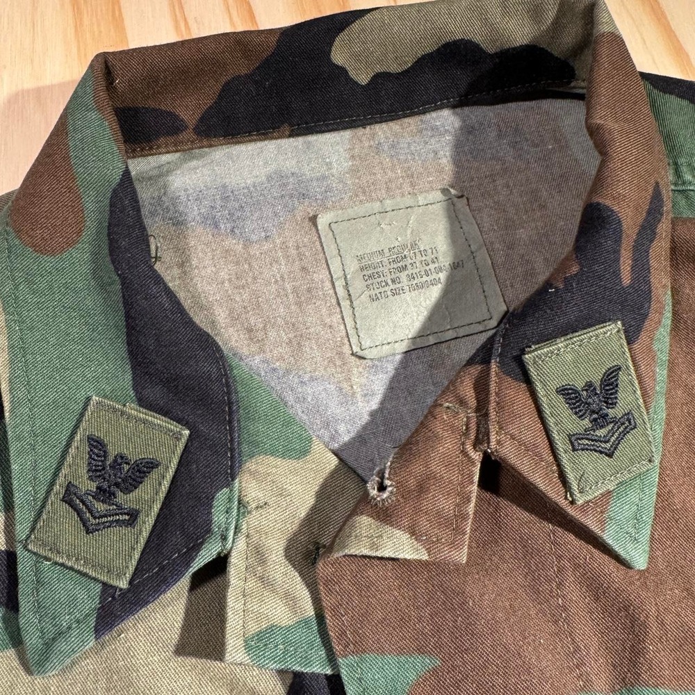 Vintage m81 woodland U.S. Navy Seabees Camouflage Jacket - Picture 4 of 7